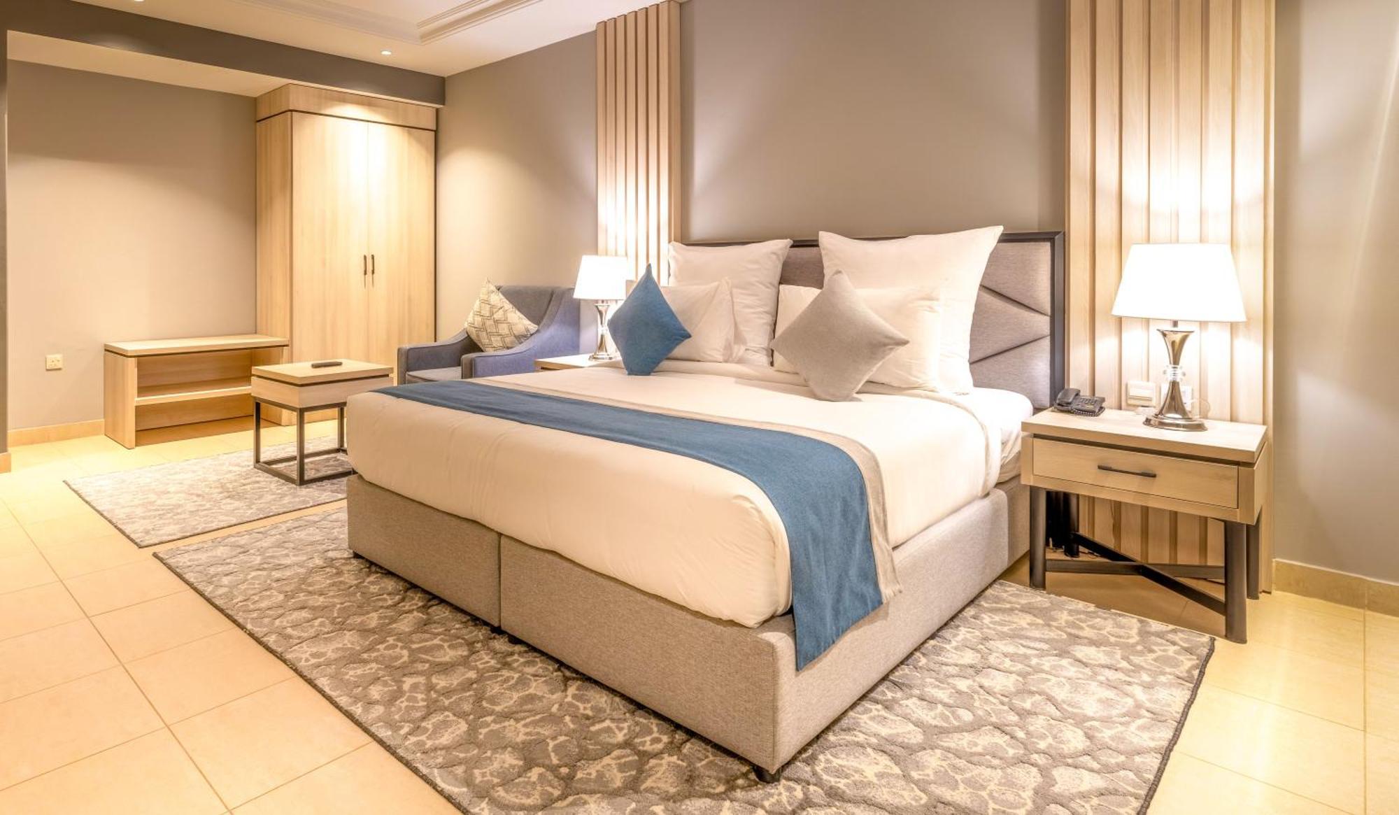 Enala Hotel Apartments - Tabuk Табук Екстериор снимка